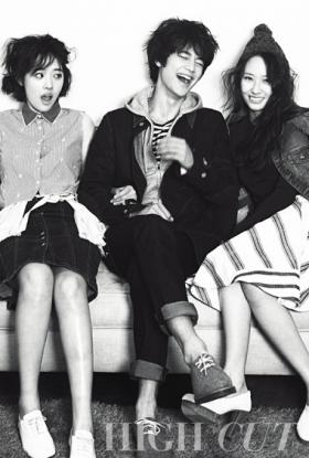 มินโฮ (Min Ho), ซอลลี่ (Sulli) และ Krystal ถ่ายภาพในนิตยสาร High Cut 