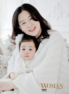 สุขสุดๆ กับการเป็นแม่ “ลียองเอ” (Lee Young Ae) ยืนยันคำเดิมไม่หวนคืนงานแสดง
