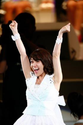 ยูโกะ โอชิม่า (Yuko Oshima) อันดับ 1 เลือกตั้งทั่วไป AKB48 ทิ้ง มายุ (Watanabe Mayu) ขาด