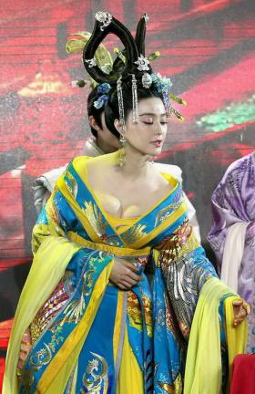 ฟั่นปิงปิง (Fan Bing Bing) แถลงข่าวเปิดตัวซีรีส์ บูเช็คเทียน (The Empress of China)