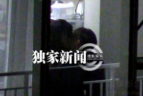 จูบปากคืนดี คู่รักซูเปอร์สตาร์ หวังเฟย (Wang Fei) - เซียะถิงฟง (Nicholas Tse) รักรีเทิร์น