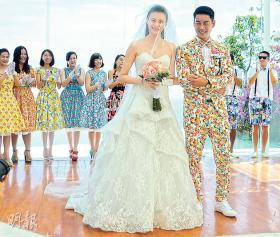 เจ้าของบทผู้รักษาประตูกังฟู เฉินกั๋วคุน (Danny Chan) ควงแฟนสาวแต่งงาน