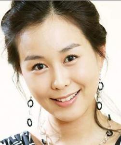 Yoo Seo Jin - ยู ซอ จิน
