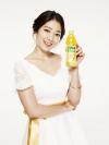 จางกึนซอก (Jang Geun Suk) พัคชินเฮ ( Park Shin Hye) เป็นพรีเซ็นเตอร์เครื่องดื่มจีน Tong Yi 